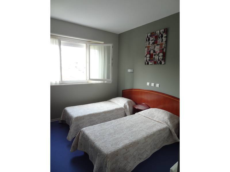 Cit'Hotel De La Marne Tarbes Eksteriør bilde