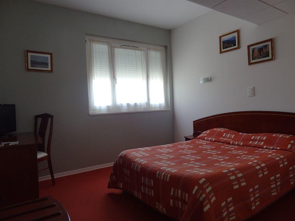Cit'Hotel De La Marne Tarbes Eksteriør bilde