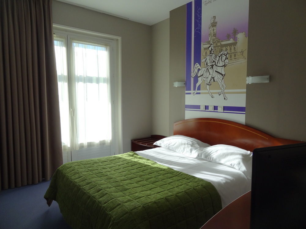 Cit'Hotel De La Marne Tarbes Eksteriør bilde